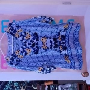 Women's floral fun sleeve top